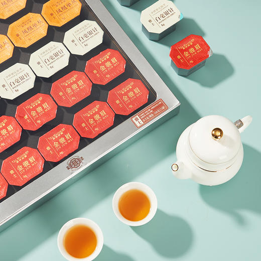 华祥苑雅士混合特级茶叶 雅士金骏眉凤凰单丛白毫银针白茶多口味 商品图3