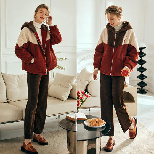 OLrain欧芮儿枫叶红毛呢外套女冬季2025新款宽松加厚羊羔绒上衣 商品图3