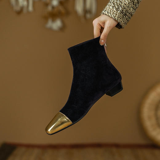 优雅个性，进口天鹅绒小香瘦瘦靴PS2122 商品图1