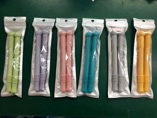 【全身软绵绵！不伤宝宝】婴儿牙胶硅胶空心出牙管，宝宝出牙玩具儿童防吃手磨牙棒 烦恼咬掉，多种颜色供你挑选 ，柔软Q弹 母爱般柔软呵护 hh 商品图12