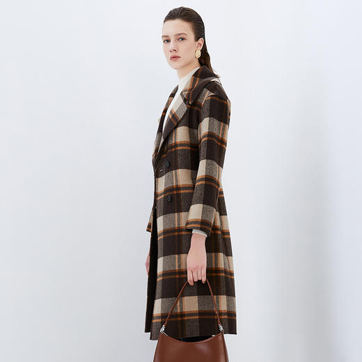 EITIE爱特爱冬季新款时尚复古格纹翻领百搭修身毛呢大衣外套7614333 商品图3