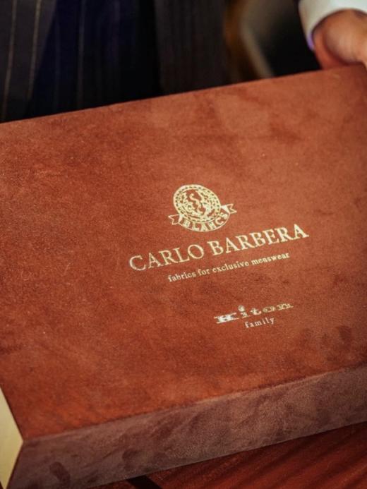 「爱好者直选38款」Kiton Carlo Barbera Super 140’s 澳洲美丽诺羊毛全麻衬套装 商品图9