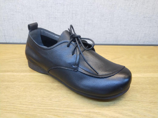 豪行真皮休闲女鞋21392539平底软皮复古单鞋 商品图5