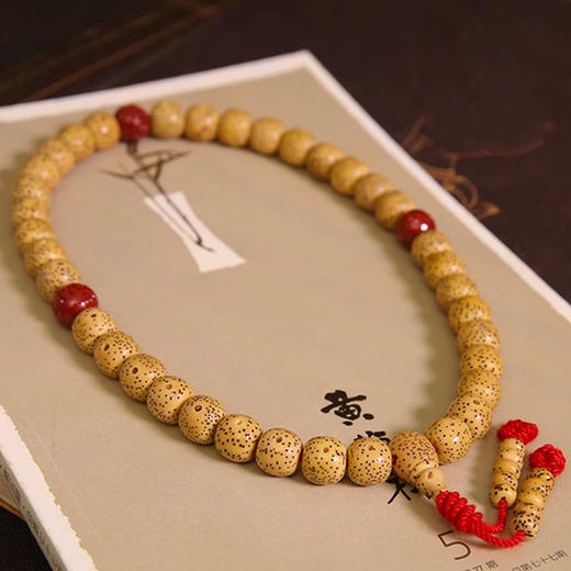 36颗黄金籽星月菩提子精致文玩手串 商品图0
