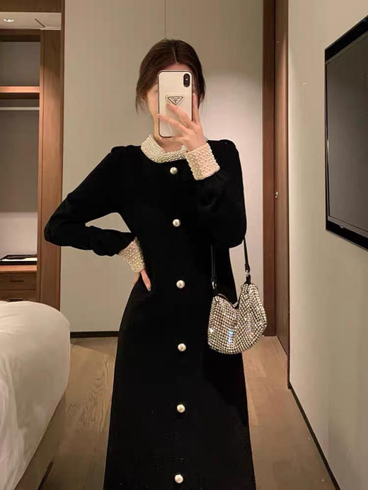 必入秋冬珍珠连衣裙 商品图3