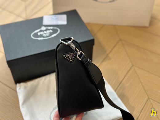 金属三角标 新品男女同款 皮革三角包 Z-11117 商品图8