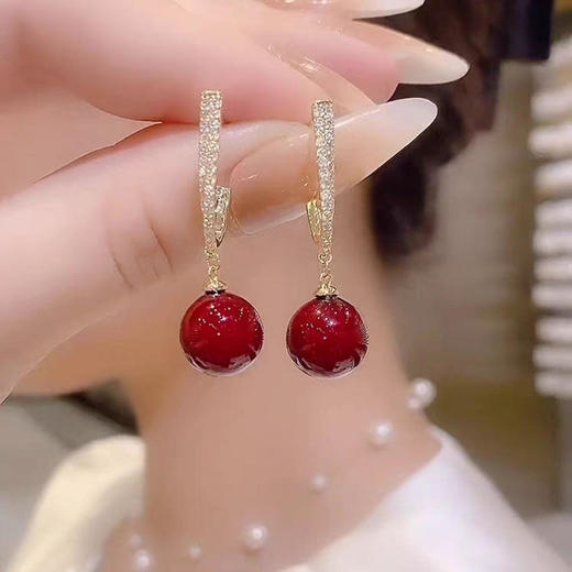 JU-C00210新款红色珍珠耳环简约大气时尚锆石耳钉女个性气质秋冬耳饰 商品图1