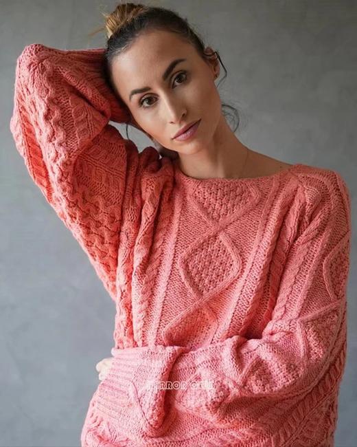 只剩大码数勒 ESS 宽松廓形 厚重麻花圆领毛衣 MY101 商品图4