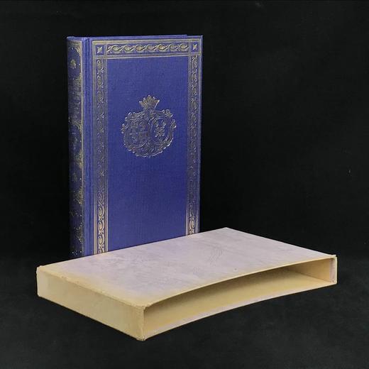 逃离恐惧：拉图迪潘夫人日记 12幅插图 精装16开带书匣 商品图0