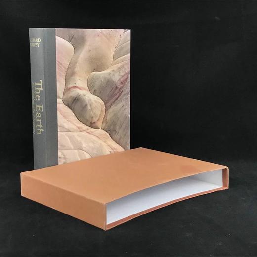 理查德·福提《地球简史》（2011） 百余幅彩色插图 精装16开带书匣 商品图0