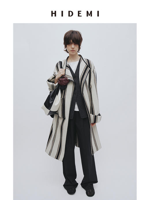HIDEMI 色织条纹澳洲羊毛不对称口袋皮边镶嵌工艺极简设计感oversize大衣 商品图0