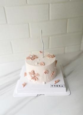 韩式简约蛋糕-浅粉