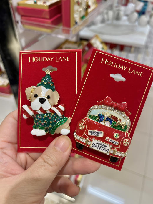 🎄圣诞系列🎄Holiday Lane珐琅彩钻胸针 精致可爱 商品图0