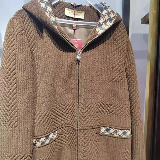 南3万山贵夫人咖啡色带帽外套 商品图0