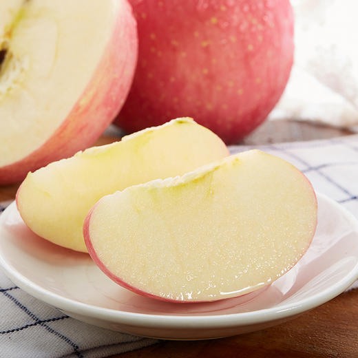 【产地直发】洛川红富士苹果 脆甜多汁  整箱发货 商品图1