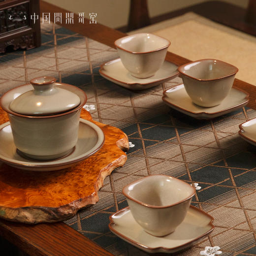 问鼎哥窑香罗叠雪套组 商品图2