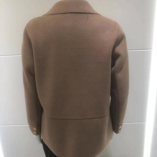 南3芙艾妮驼色翻领上衣 商品图1