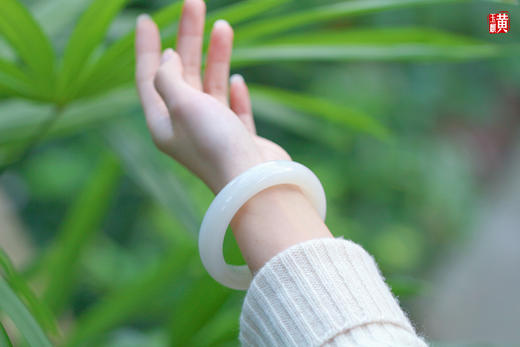 和田白玉手镯，圈口58.8 商品图4