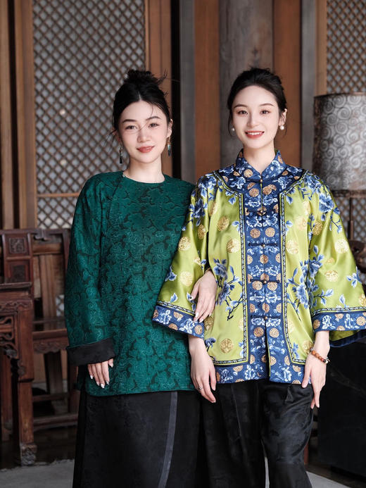 盛唐牡丹 |高货限量特供 重缎真丝手绣牡丹花吉服 (特价品） 商品图7