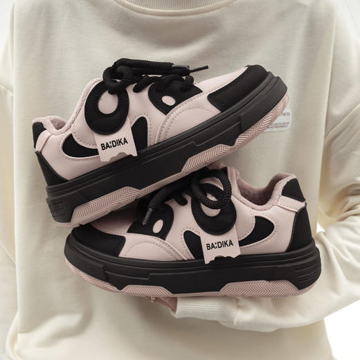 「三款配色！厚底加绒老爹鞋」2023冬季新款运动鞋网红款板鞋时尚女学生鞋子 商品图1