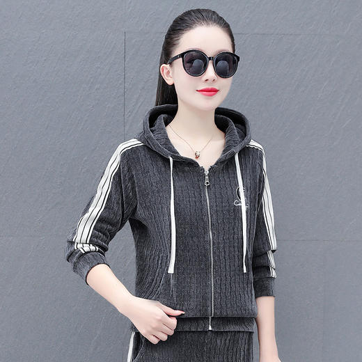 休闲套装雪尼尔新款，秋冬季长袖连帽卫衣减龄两件套TR-THF9966 商品图3