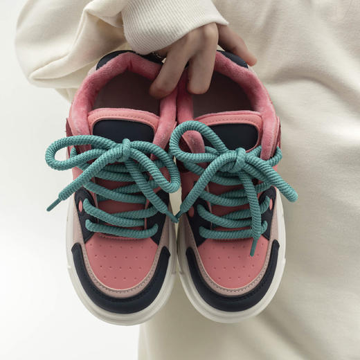 「三款配色！厚底加绒老爹鞋」2023冬季新款运动鞋网红款板鞋时尚女学生鞋子 商品图3