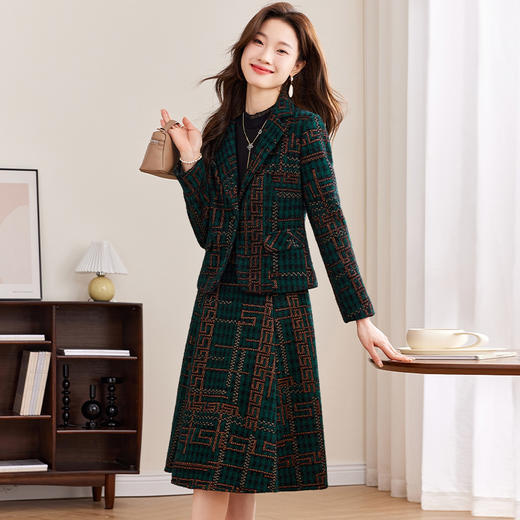 秋冬季新款，格纹裙西装外套+打底连衣裙厚款毛呢套装QYM-TB-DS0904-Y 商品图2
