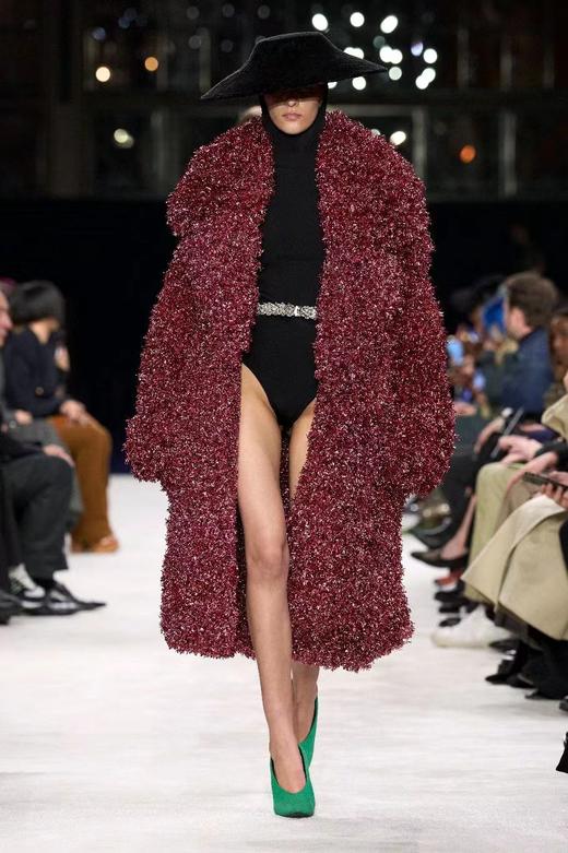 第十五期：BALMAIN 2023 秋冬系列大片发布，诠释“新”法式风格 商品图0