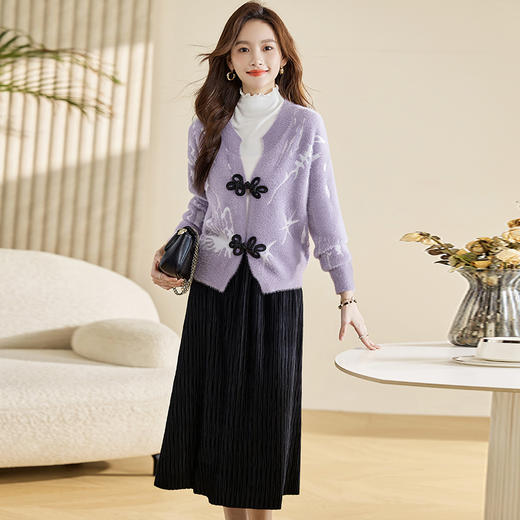 时尚百搭，提花貂绒上衣+波浪绉丝绒半裙HR-MLJL8359 商品图4