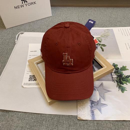 点此购买 MLB锦棉刺绣基础款男女棒球帽 nn 272491 商品图3