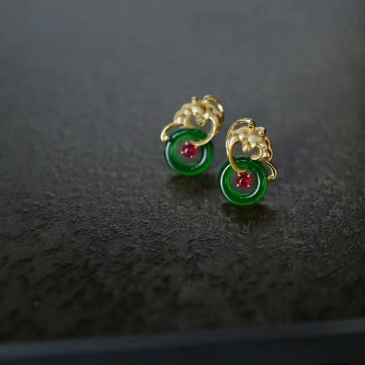 龢盒原创 9k金翡翠平安圈小蝙蝠耳钉 商品图0