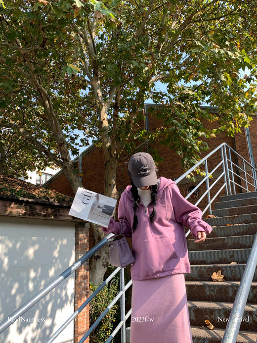 Read Nameless /厚绒紫色樱桃卫衣+浣熊绒粉紫色半裙 商品图11