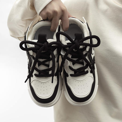 「三款配色！爱心拼色板鞋」雾霾粉女2023秋季新款厚底休闲板鞋子 商品图2