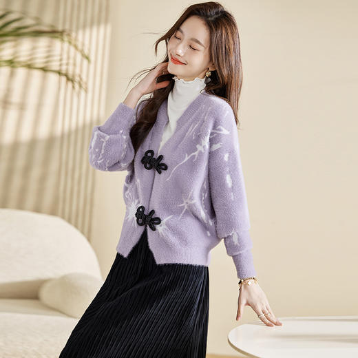 时尚百搭，提花貂绒上衣+波浪绉丝绒半裙HR-MLJL8359 商品图3