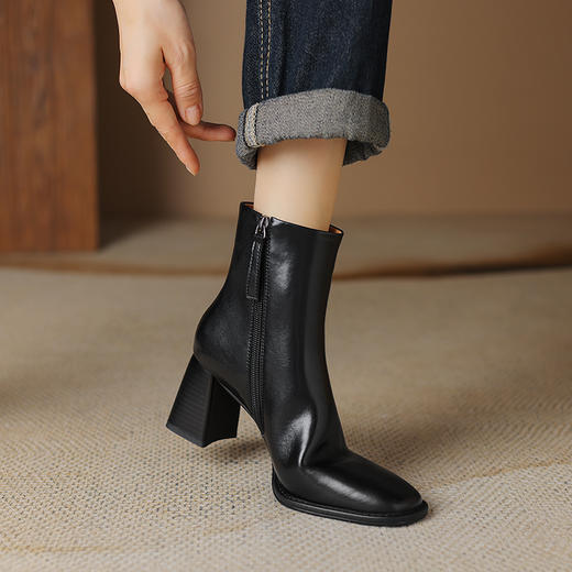 秋冬季新款，纯色真皮粗跟短筒时装靴DTN-A08-38 商品图9