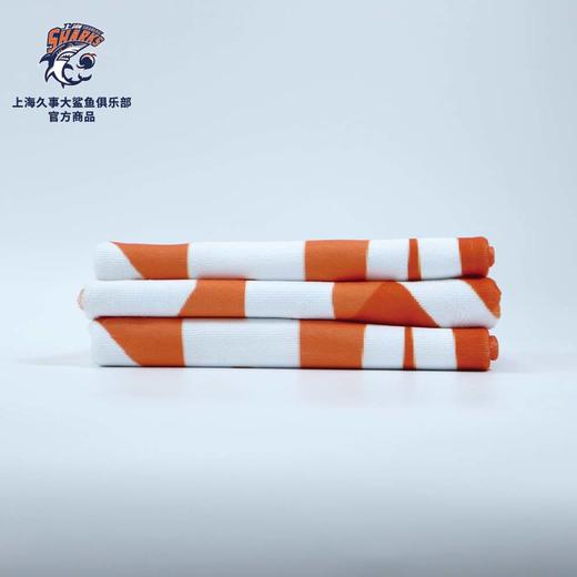 上海大鲨鱼俱乐部官方商品丨橙色青春运动篮球球迷限定速干毛巾 商品图2