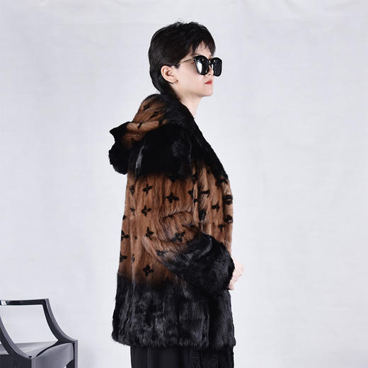 圣三利女装高级奢华水貂毛皮草SL134D012 商品图1