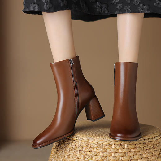 秋冬季新款，纯色真皮粗跟短筒时装靴DTN-A08-38 商品图6
