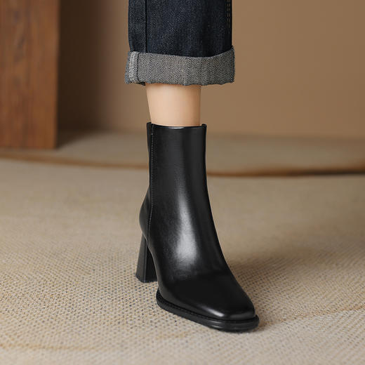 秋冬季新款，纯色真皮粗跟短筒时装靴DTN-A08-38 商品图8