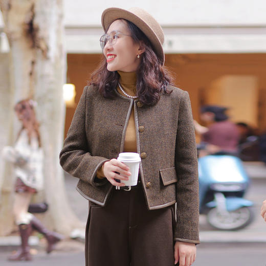 【现货】一姐秋冬高级文艺小香风百搭短款外套 商品图0