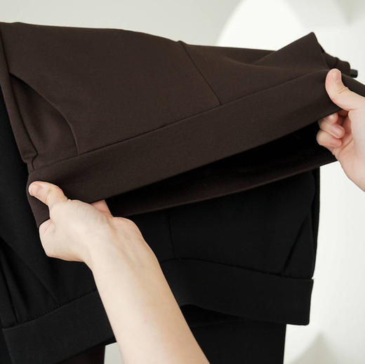 【国内一线代工】女士高弹微喇叭裤 商品图1