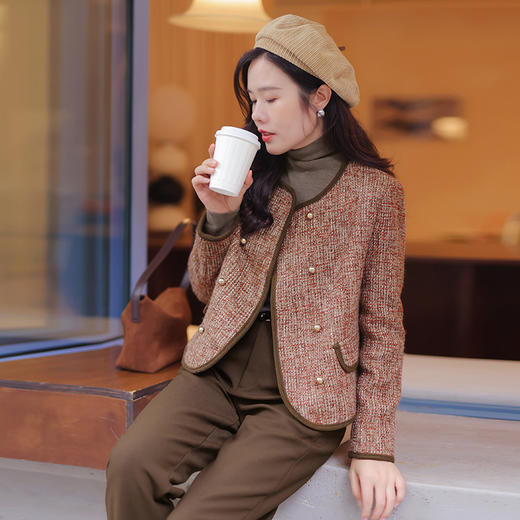 【现货】一姐秋冬高级文艺小香风百搭短款外套 商品图0