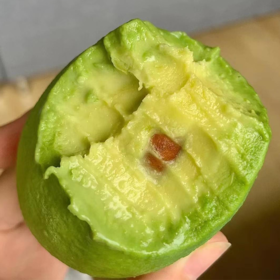 云南孟连哈斯牛油果 大自然的“森林奶油” 香滑似奶酪