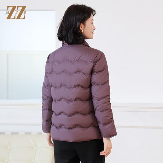 佐尔美冬季新款 简约时尚波浪纹短款羽绒服女E34YY04 商品图4