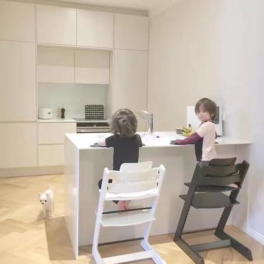 【采用多功能设计，时尚而不失可爱！】ins网红儿童成长椅餐边椅，榉木材料榉木材质打造，成长椅餐边椅祖国版，点亮你家的创意天地lm 商品图1