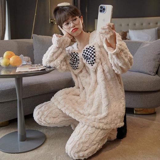 秋冬季法兰绒睡衣女长袖加厚加绒宫廷风法式女士珊瑚绒家居服套装 商品图1