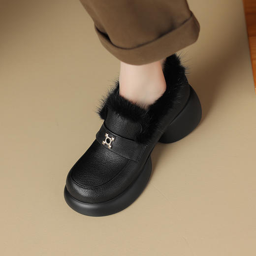 时尚保暖，头层羊皮厚底增高单鞋SF-1383 商品图10