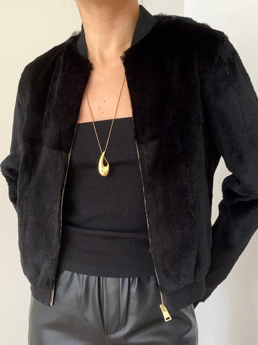 CAPSULE | Rabbit Fur bomber jacket [ 黑兔毛飞行员夹克外套 ] 商品图2