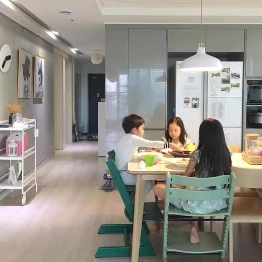 【采用多功能设计，时尚而不失可爱！】ins网红儿童成长椅餐边椅，榉木材料榉木材质打造，成长椅餐边椅祖国版，点亮你家的创意天地lm 商品图3