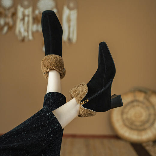 【预售5天】羊反绒方头粗跟侧拉链短靴，法式复古羊羔毛高跟棕色靴PS2111 商品图0